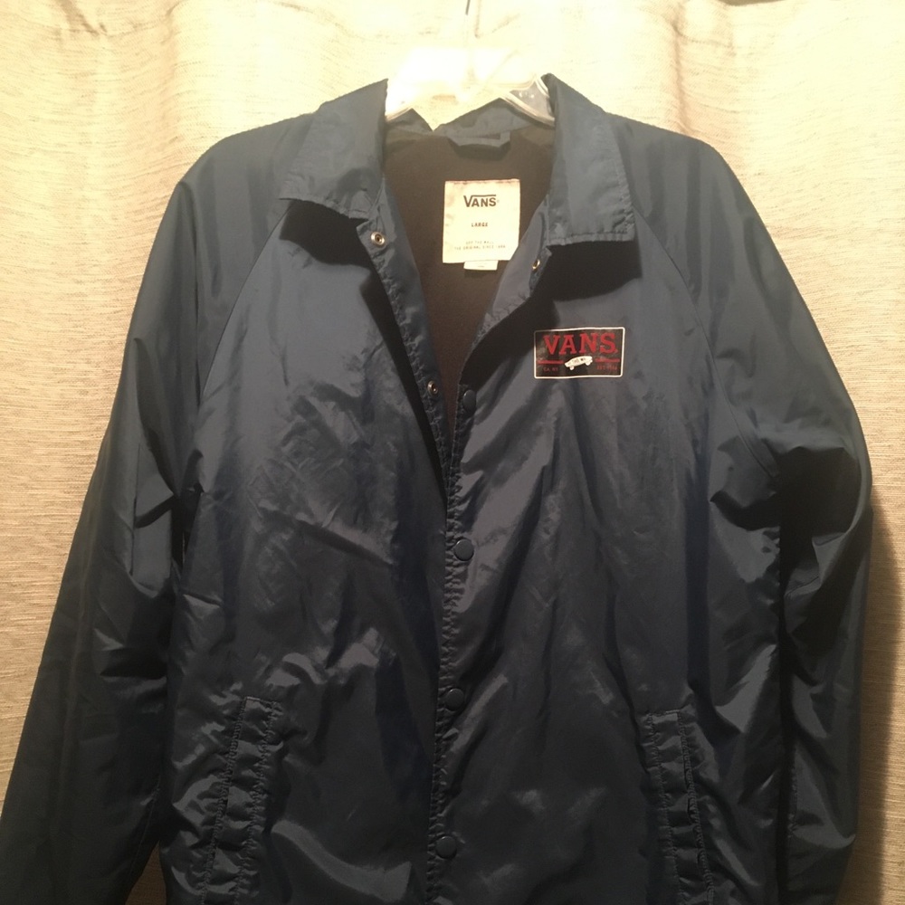 Vans Off The Wall size L fleece lined windbreaker
